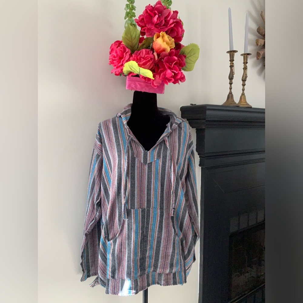 Traditional artesanal hoodie